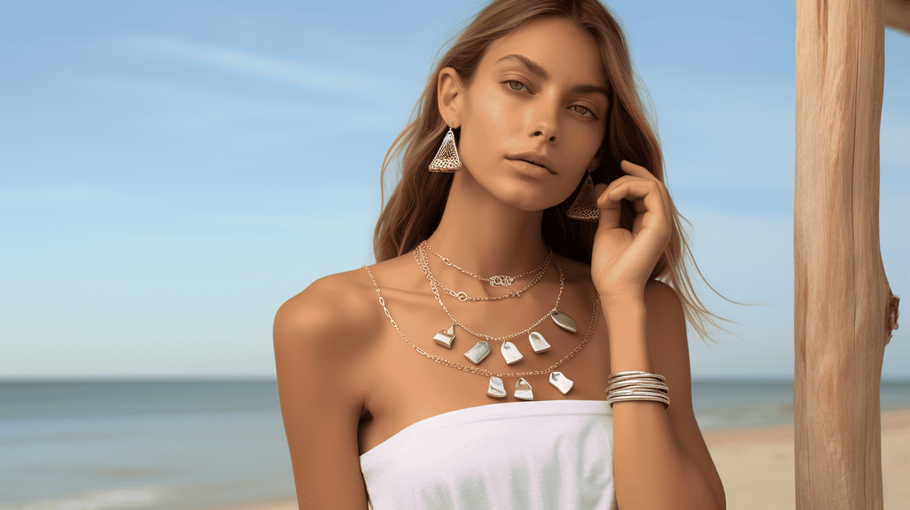 Comment les bijoux de Cascarabijou redéfinissent la mode de plage