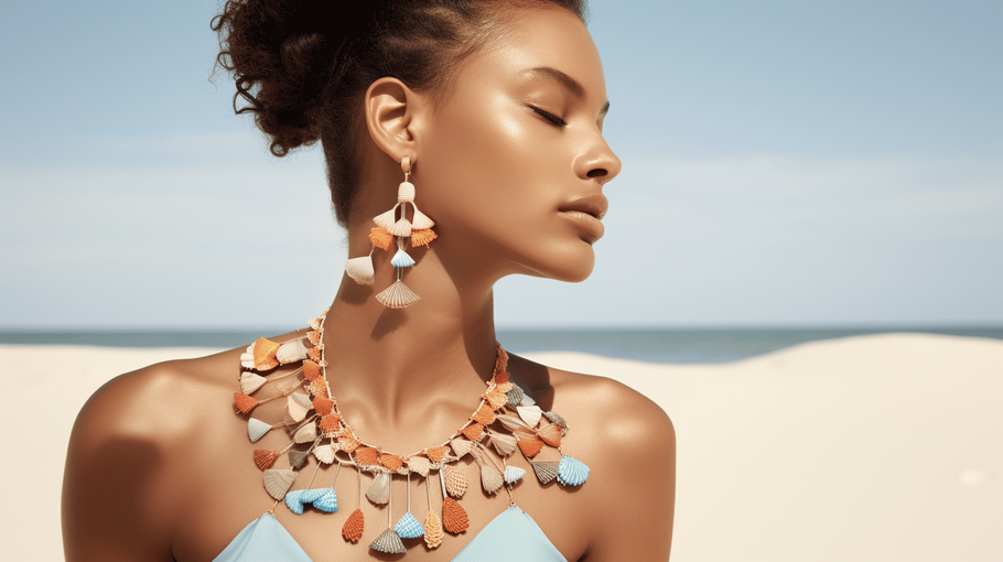 Mode de plage : Les Bijoux indispensables à votre look d'été 2024