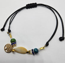 Charger l'image dans la galerie, Bracelet Itsongo
