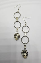 Charger l'image dans la galerie, Boucles d'oreille Moruka
