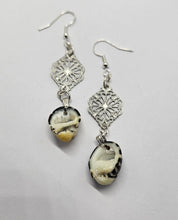 Charger l'image dans la galerie, Boucles d'oreille Moruka
