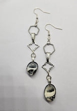 Charger l'image dans la galerie, Boucles d'oreille Moruka

