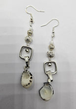 Charger l'image dans la galerie, Boucles d'oreille Moruka
