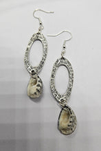 Charger l'image dans la galerie, Boucles d'oreille Moruka
