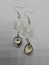 Charger l'image dans la galerie, Boucles d'oreille Moruka
