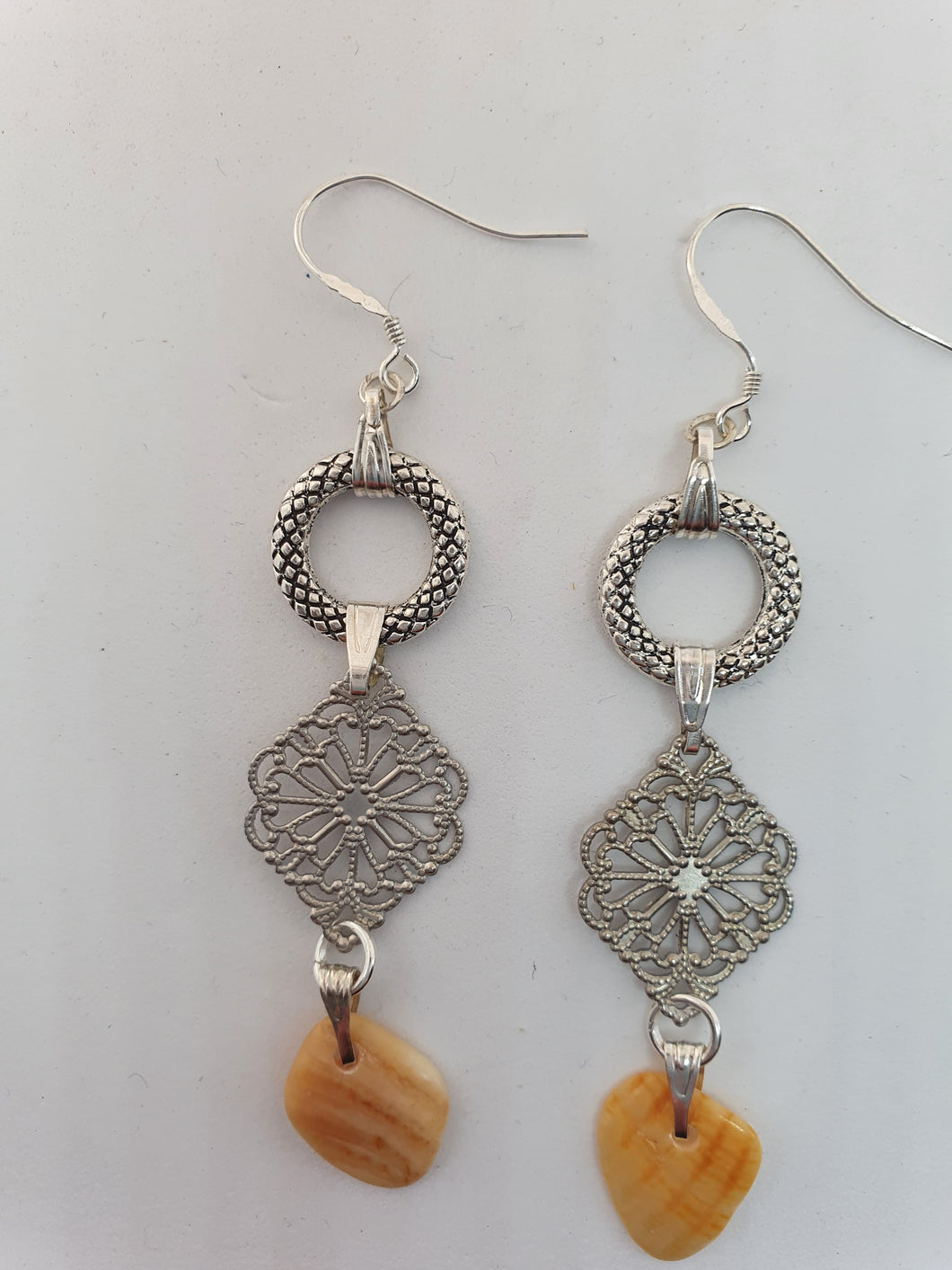 Boucles d'oreilles les décorées