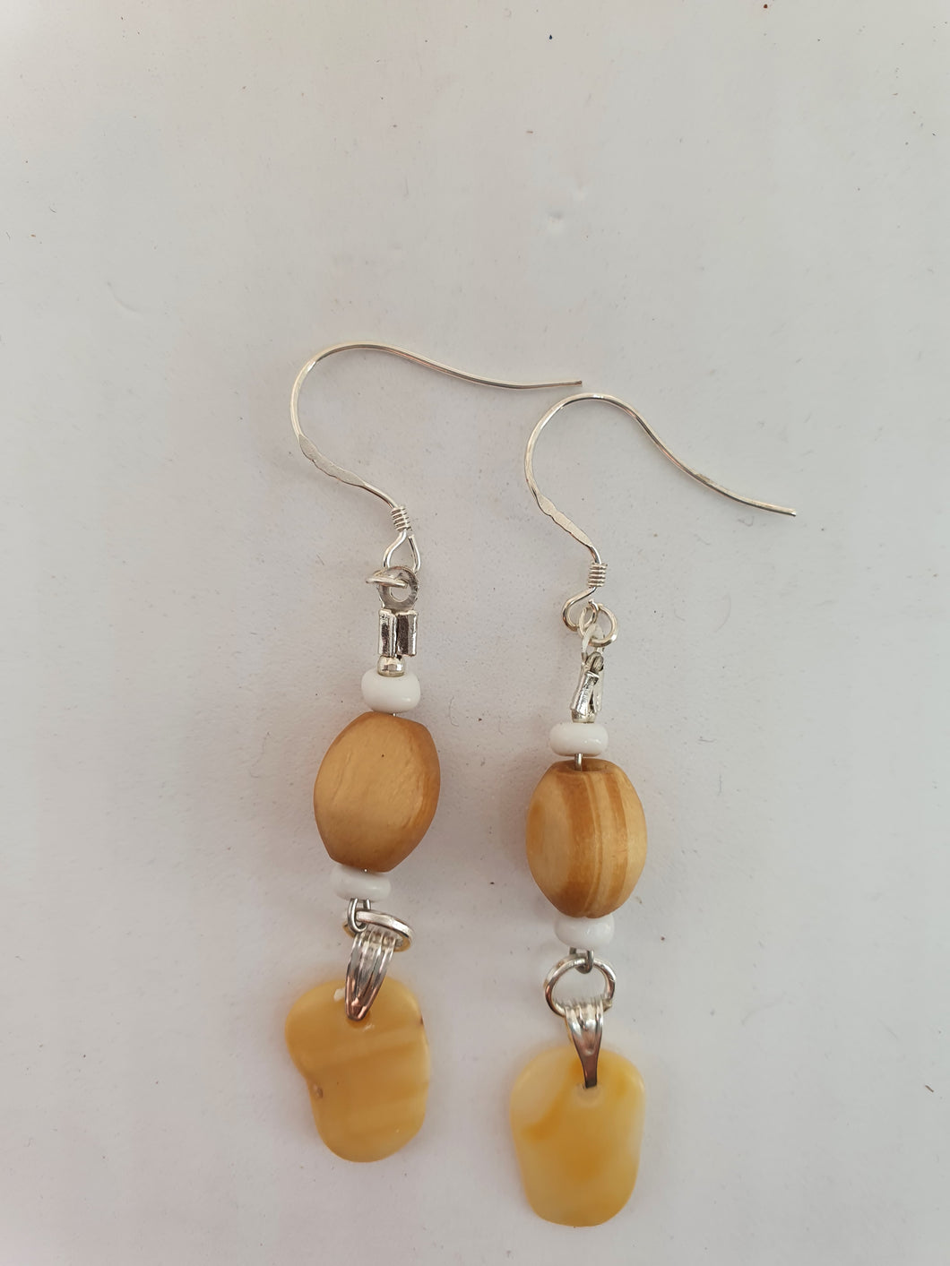 Boucles d'oreilles en perles boisées