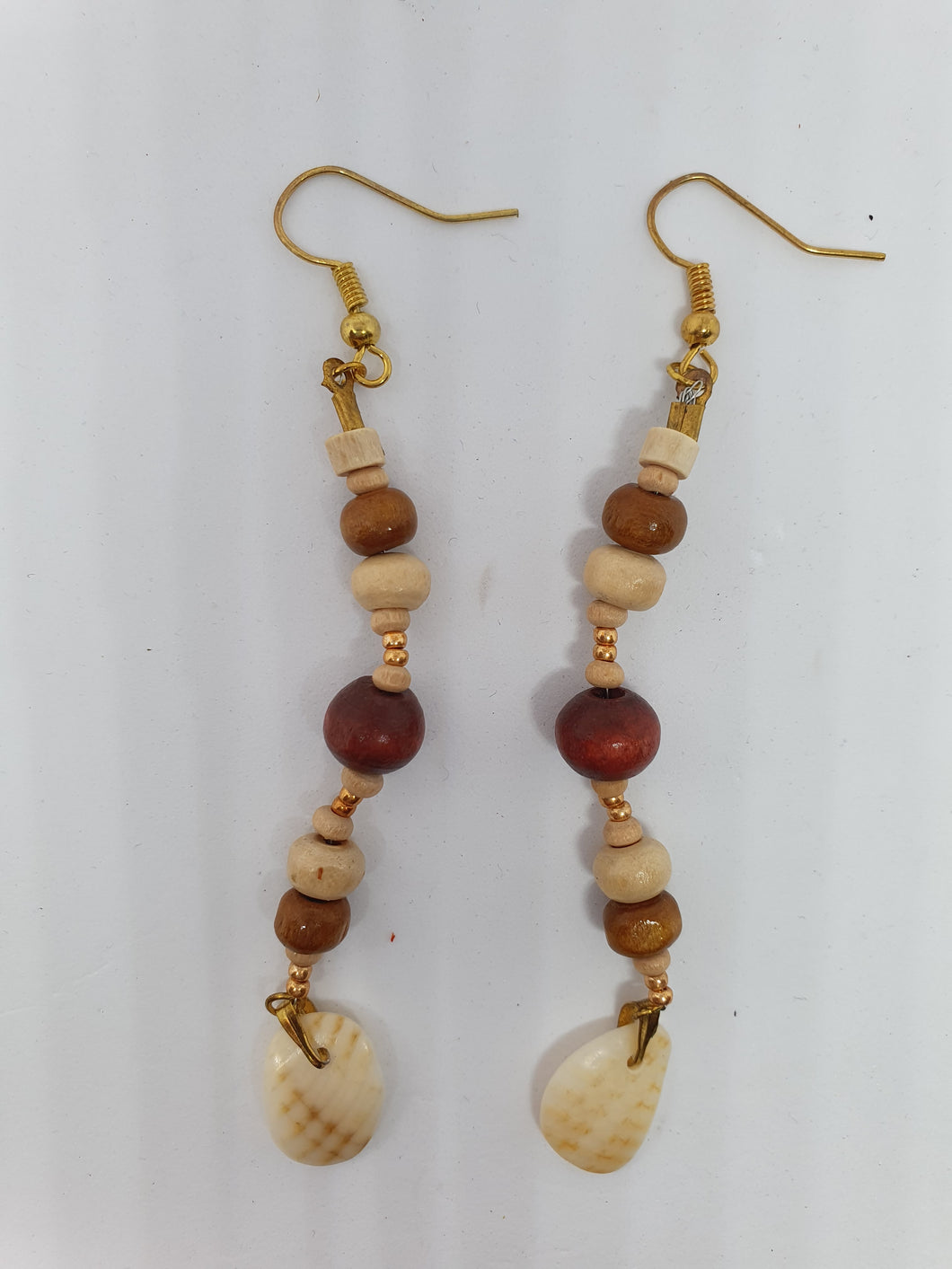 Boucles d'oreilles en perles boisées