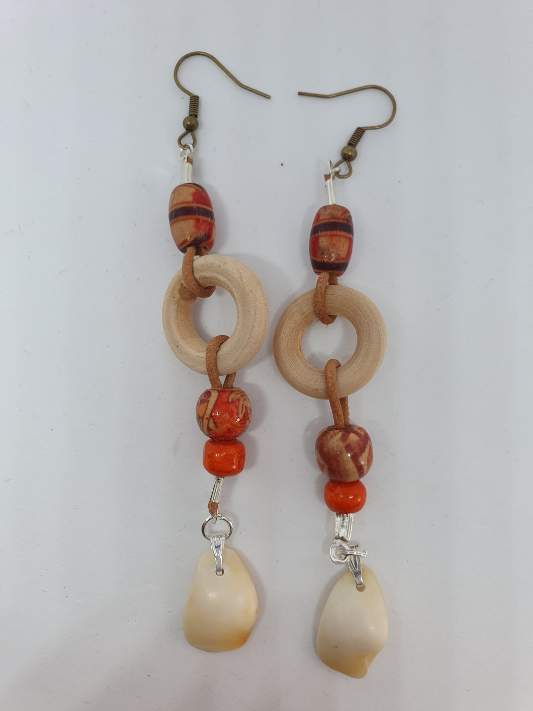 Boucles d'oreilles boisées été en couleur