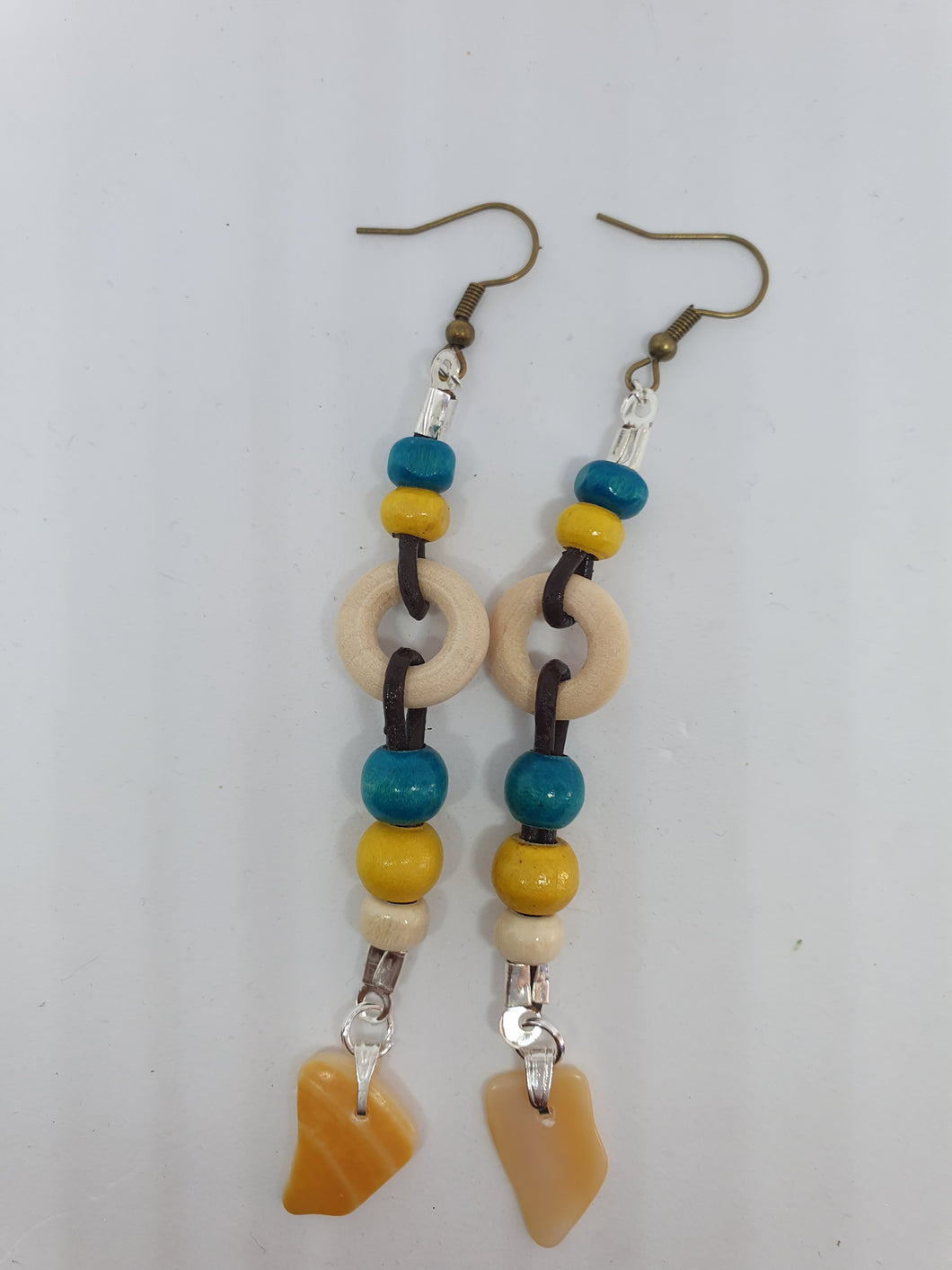 Boucles d'oreilles boisées été en couleur