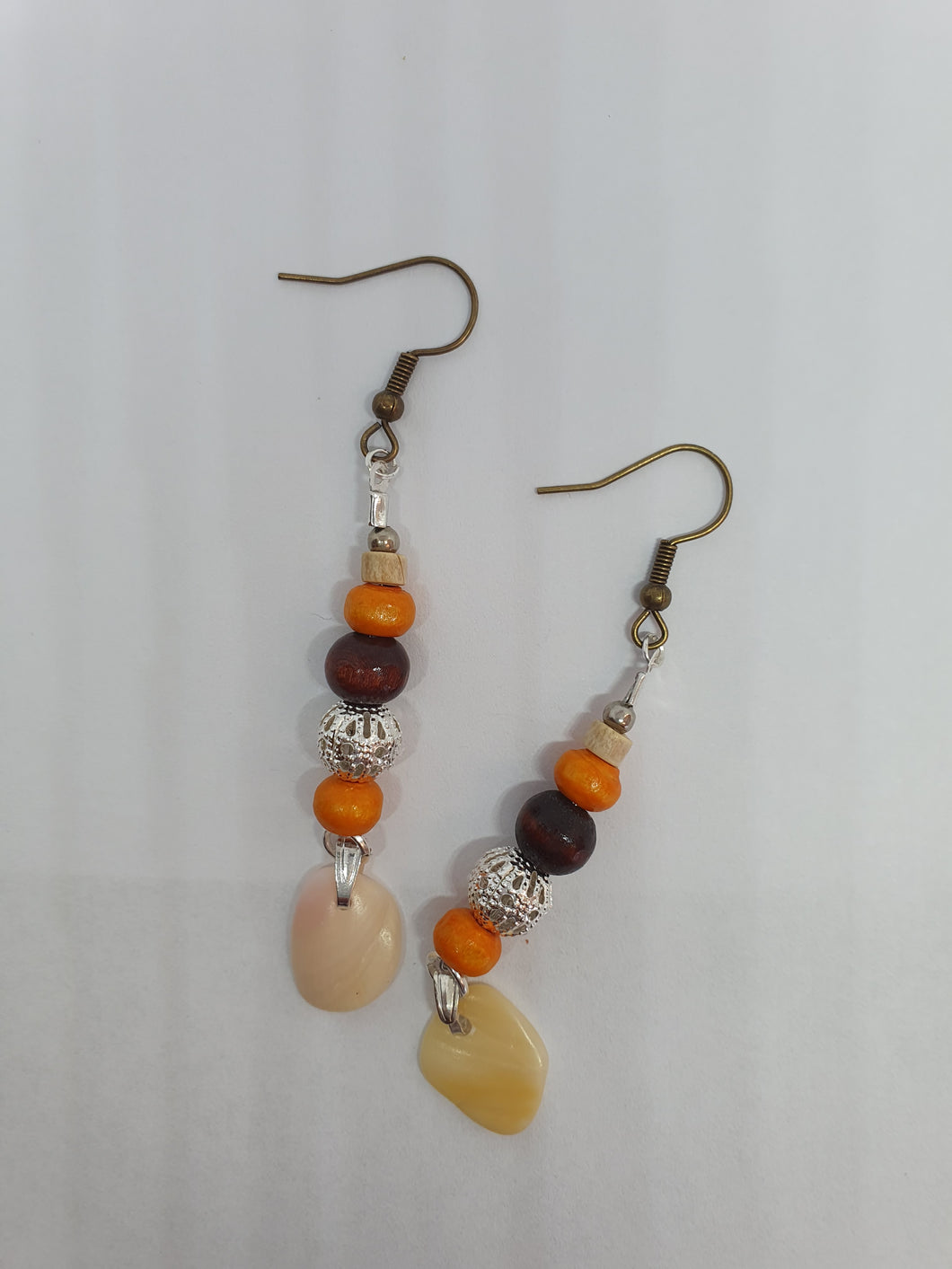 Boucles d'oreilles boisées été en couleur