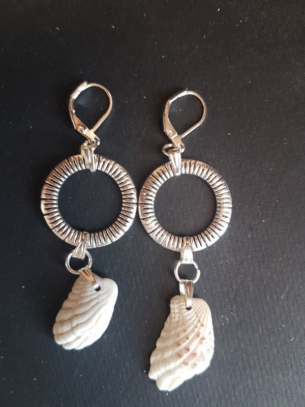 Boucles d'oreilles anneau conique dormeuse